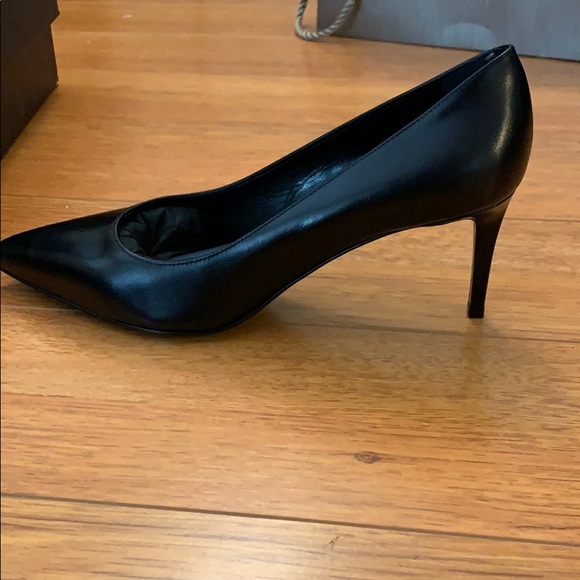 YSL black heels - Picture 2 of 3